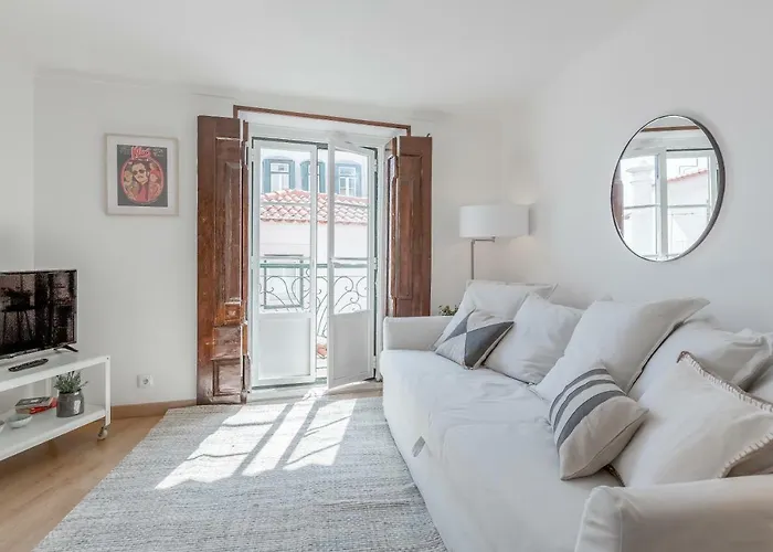 Light Filled Typical Apartment At Alfama, By Timecooler