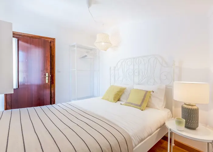 Light Filled Typical Apartment At Alfama, By Timecooler