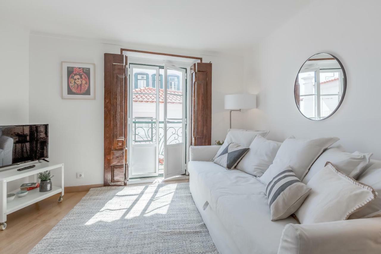 Light Filled Typical At Alfama, By Timecooler Apartment