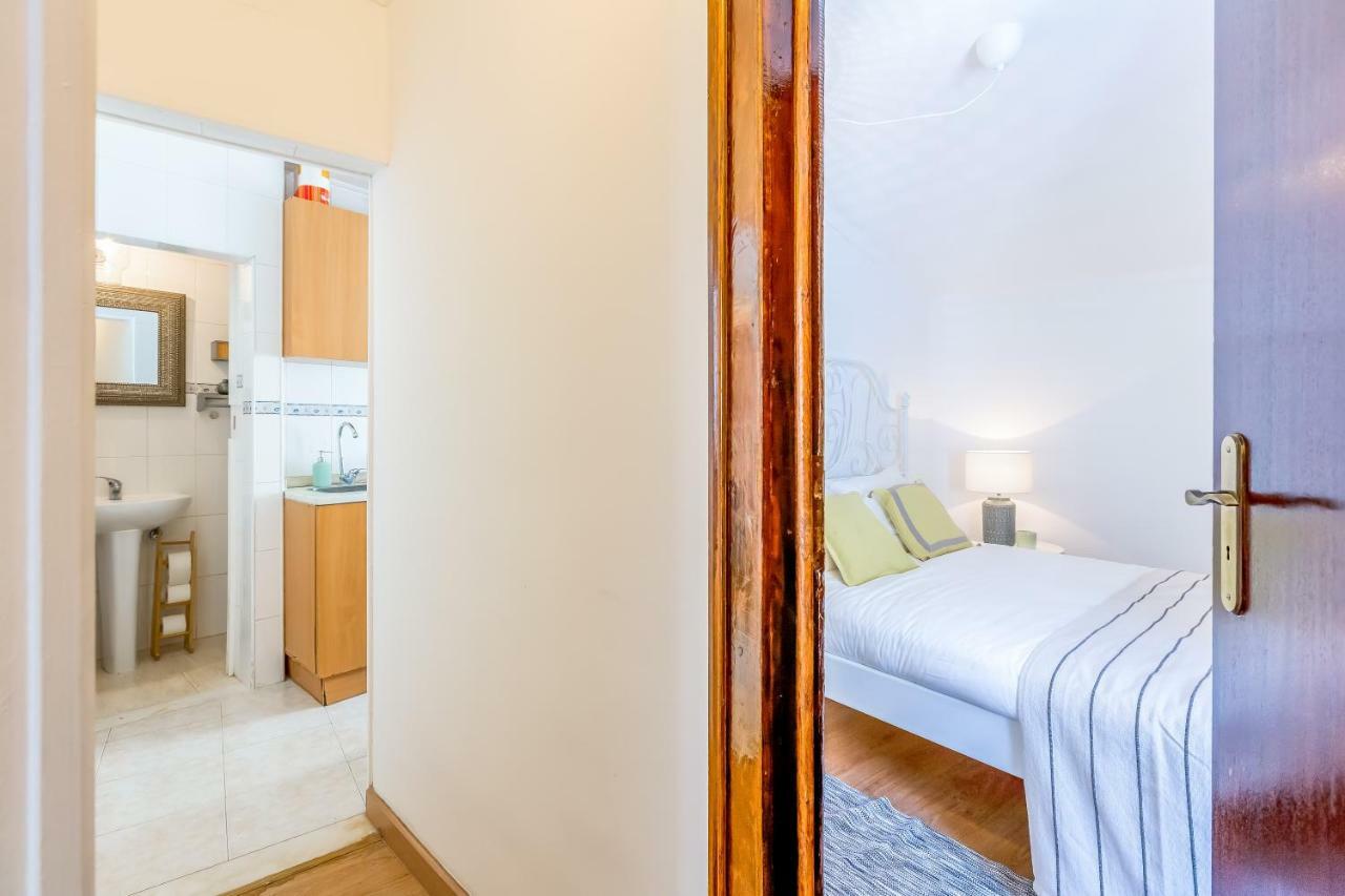 Light Filled Typical At Alfama, By Timecooler Apartment *